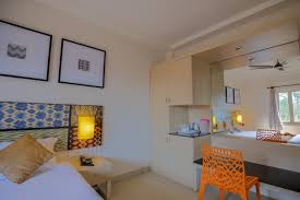 hotel-ad